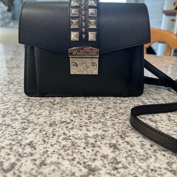 Valentino by Mariano handbag 7.5inx9inx3.75in - Picture 10 of 11